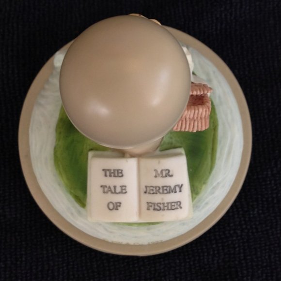 Adorable Beatrice Potter Cookie Press 'The Tale of Jeremy Fisher' - Picture 4 of 6